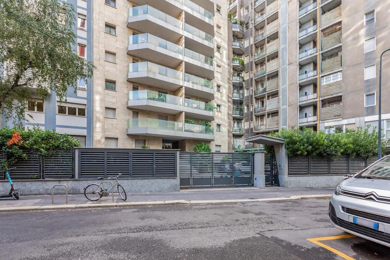 Campanini Apartment Milan